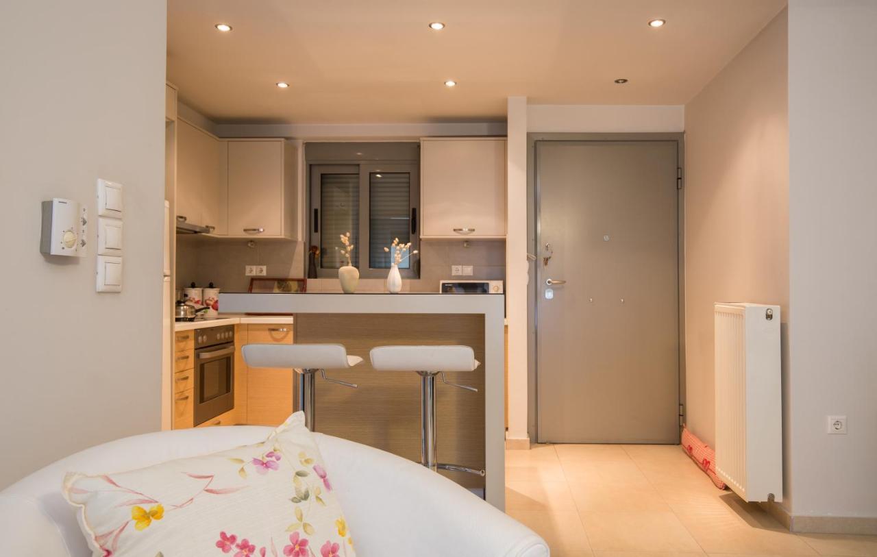 Lovely New Βuild Flat Near Metro - Free Parking Athén Kültér fotó