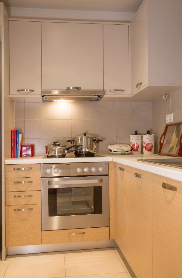 Lovely New Βuild Flat Near Metro - Free Parking Athén Kültér fotó